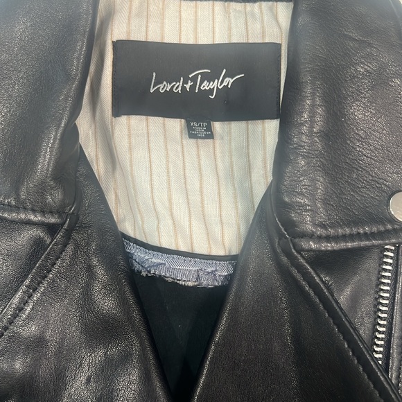 Lord & Taylor, ladies leather moto jacket, size xs - Picture 2 of 7